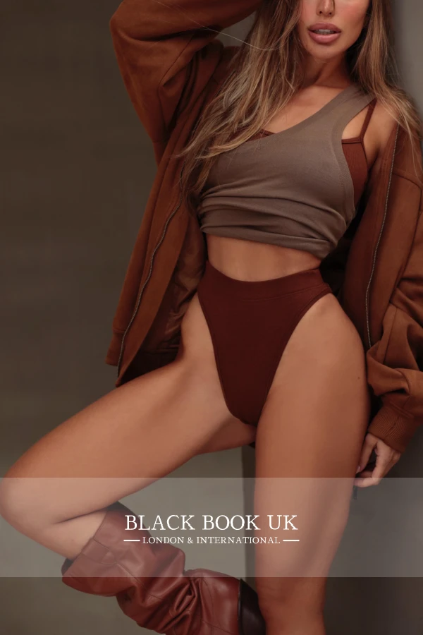 Profile Image #21 Of Donatella