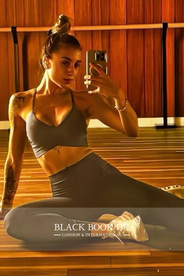 Profile Image #15 Of Luna