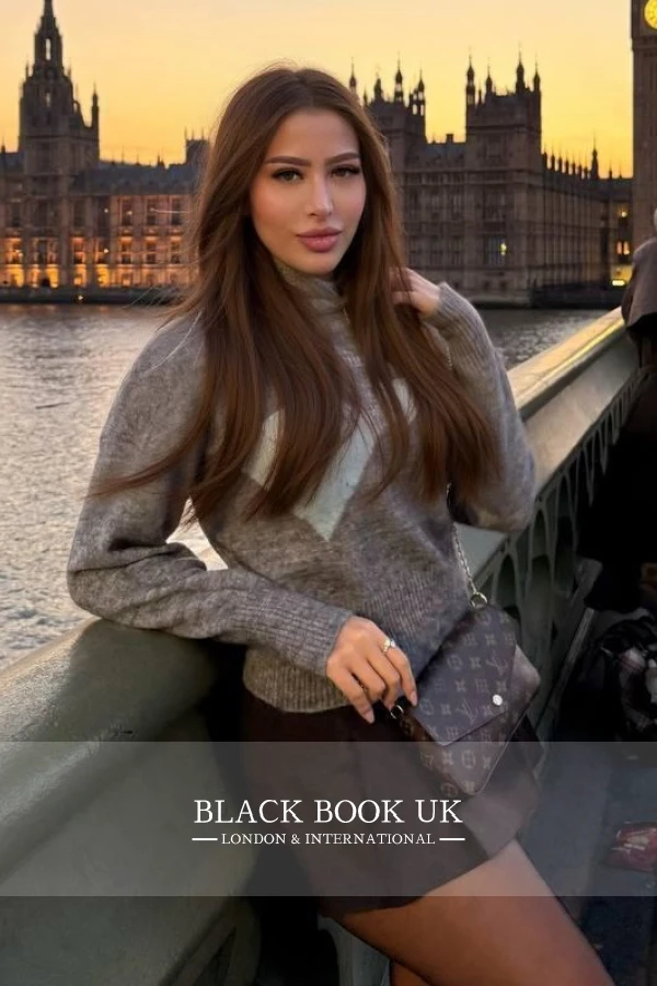 Profile Image #8 Of Belinda