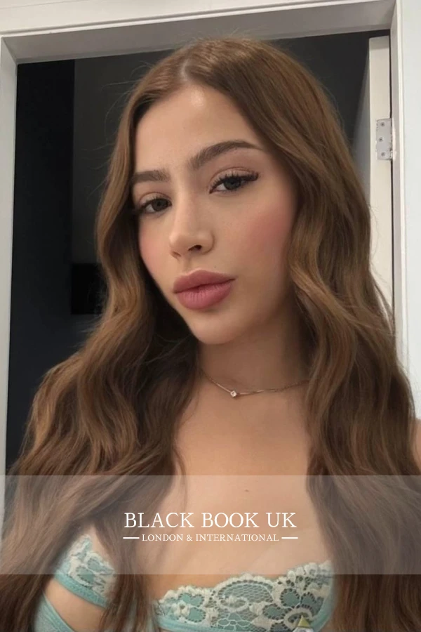 Profile Image #9 Of Belinda