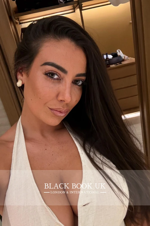 Profile Image #4 Of Frankie