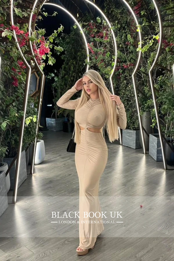 Profile Image #13 Of Dee