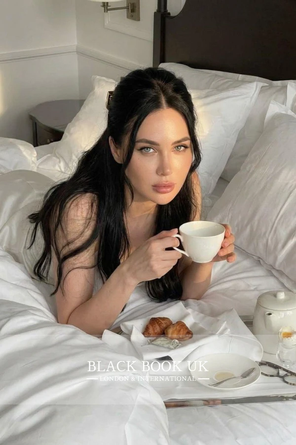 Profile Image #6 Of Valeria 