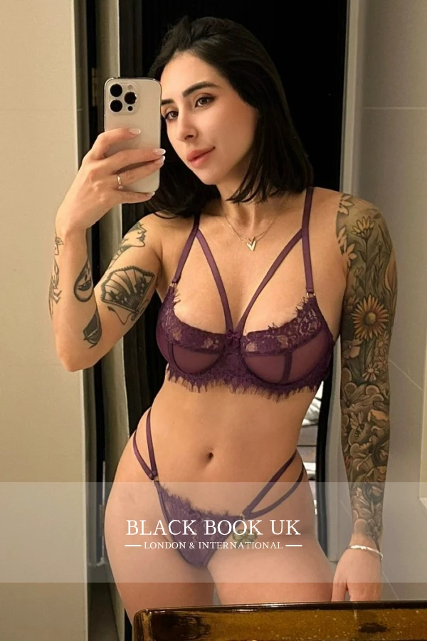 Profile Image #10 Of Bianca