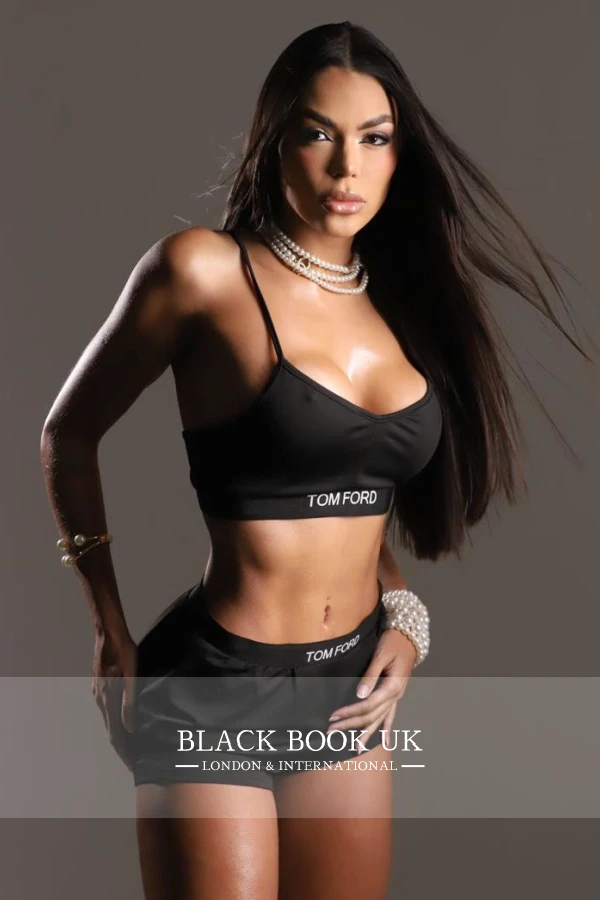 Profile Image #7 Of Mia 