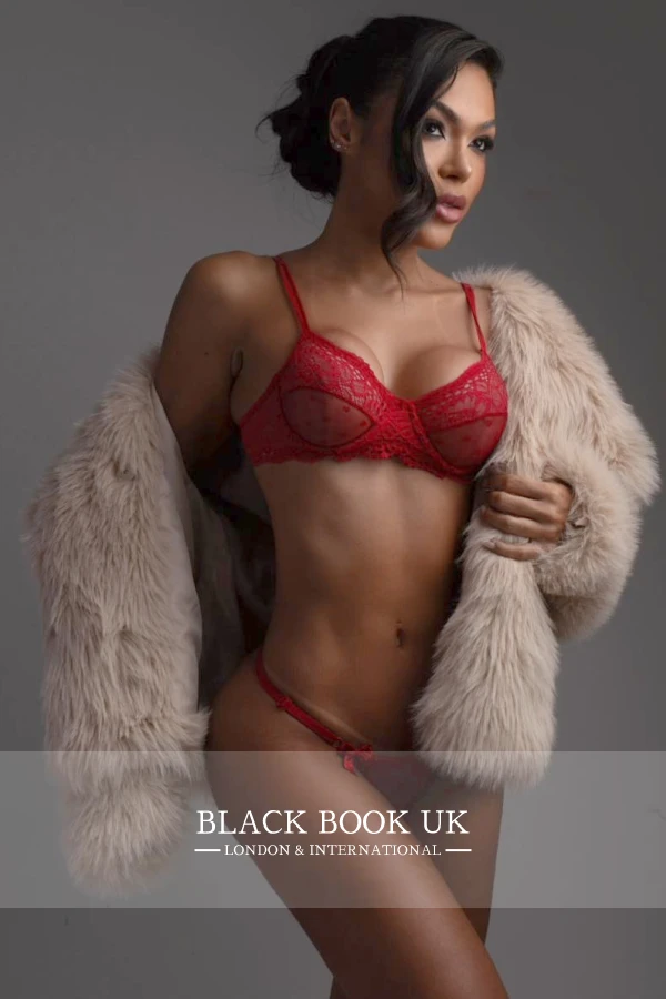 Profile Image #8 Of Mia 